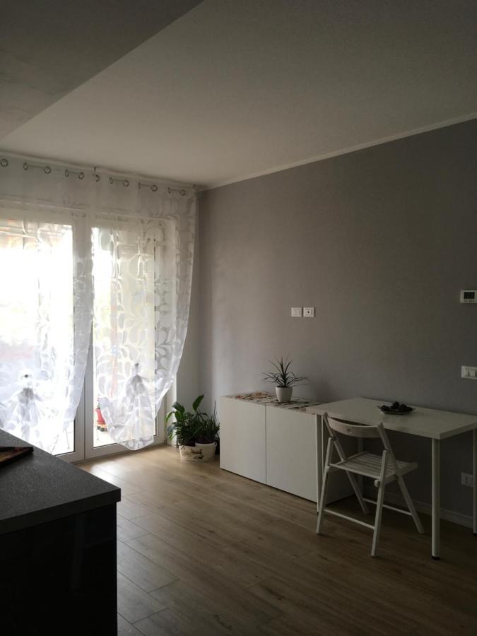 Appartamento Con Due Camere Da Letto E Free Park Vérone Extérieur photo